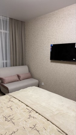 От хозяина. Посуточно 1к квартира. ЖК Атмосфера, Аркадия. Есть балкон. - фото 1