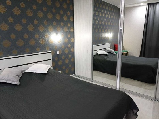 Центр Харькова. м.Научная. Посуточно квартира Харків