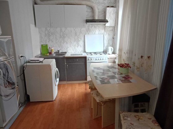 квартира посуточно по ул Уманской 31 Киев