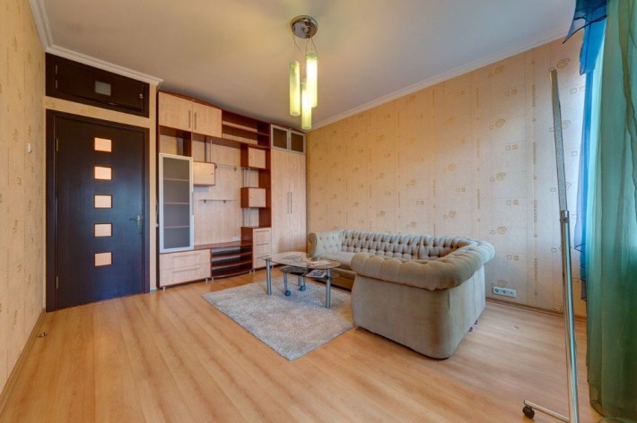 Посуточно в центре 3к на бульваре Тараса Шевченко 58 - фото 1