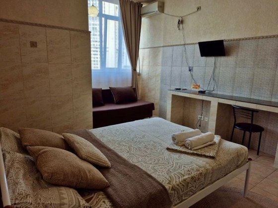 ВІЛЬНА ЗАРАЗ ТЕПЛА Печерськ подобово погодинно Бомбосховище у будинку Киев