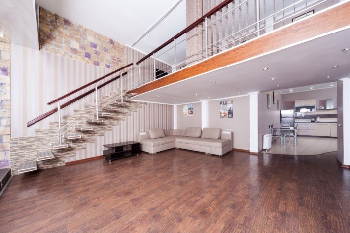 Дизайнерский пентхаус в элитном доме - фото 1