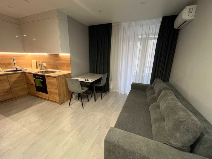 1-кімнатна квартира подобово ЛЮКС | ЖК Комфорт Таун | до 4 осіб - фото 1