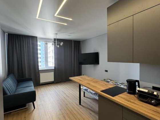 Сдам  посуточно квартиру в новом ЖК «Скай Сити» Одесса