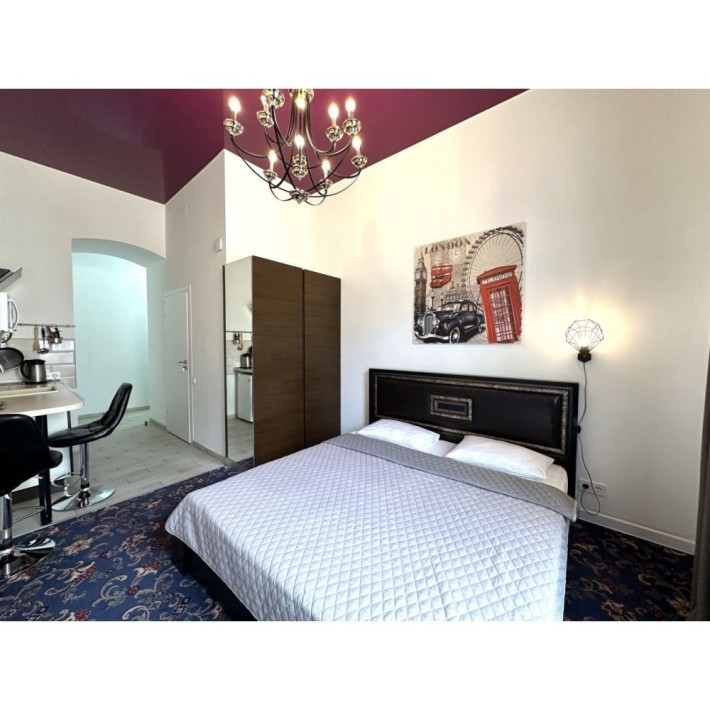 Посуточная аренда! Центр города! Номера и квартиры! - фото 1