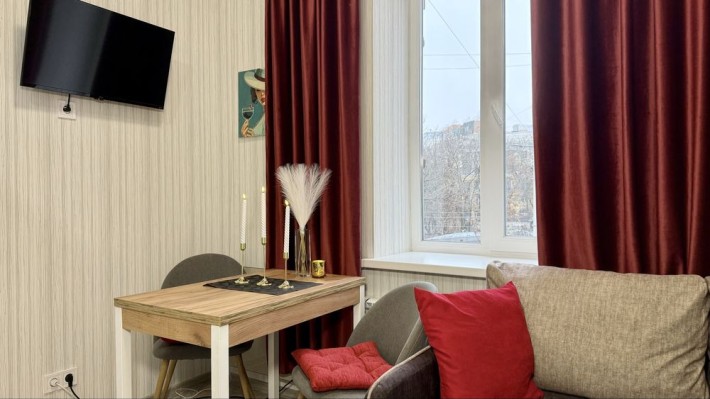 Студія подобово біля набережної/ метро Левада - фото 1