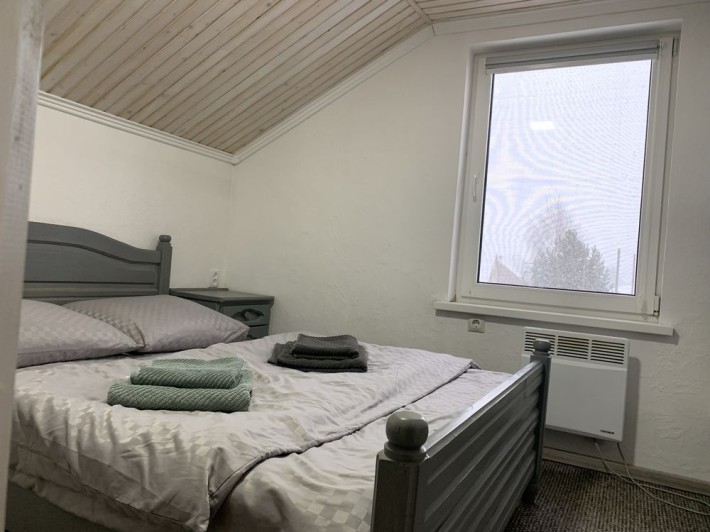 Кімнати по добово у Лазещині - фото 1