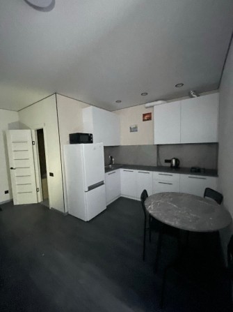 Оренда Подобово та Погодинно. ЖК Sofi House. Софіївська Борщагівка - фото 1