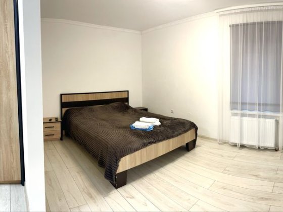 Подобова оренда в центрі будинку квартирного типу Самбор