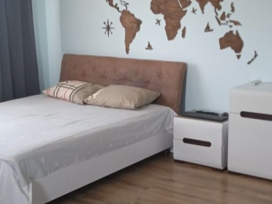 Квартира подобово Вараш