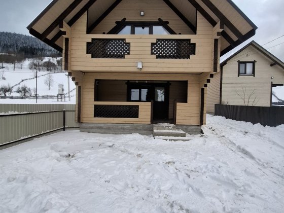 Котедж біля озера Синевир «Між річкою і лісом» Синевирская Поляна