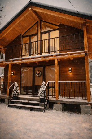 Проживання Ворохта!Окремий котедж Карпатська тиша - фото 1