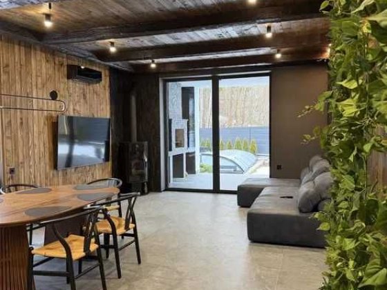 83 Автономний сучасний будинок сауна теплий бассейн барбекю Лісники Лесники