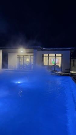 Будинок з теплим басейном цілий рік - фото 1