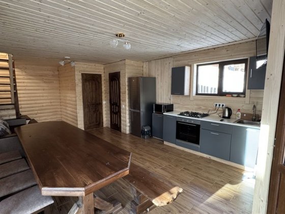 Відпочинок в Карпатах.  Окремий Котедж без господорів. Славське