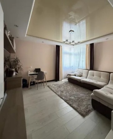Продаж 2-к квартири вул. Драгоманова 2б Дарницький район - фото 1