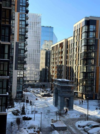 Продаж 4-к квартири вул. Джона Маккейна 3а - фото 1