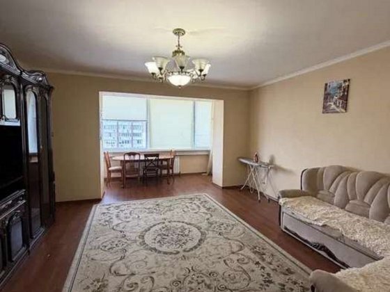 Продаж 3к. квартири, Печерськ, бул. Л. Українки 21б