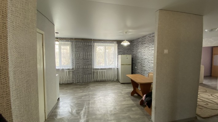 Продається простора 3 кімнатна квартира в Інгульському районі - фото 1