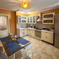 Пропонується до продажу 2 кімнатна квартира в ЖК «Голосієво», вул. Голосіївська,13 Київ