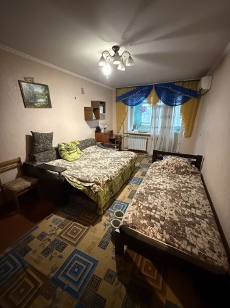 Продам 1-комн квартиру на Победе с мебелью - фото 1