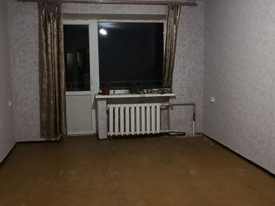 Продам 2 Кімнатну квартиру р-н Дніпробуду Кам'янське