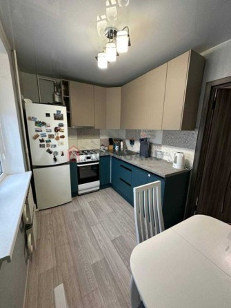 Продам 1 кімнатну квартиру,лів. берег з повною компліктацією! - фото 1