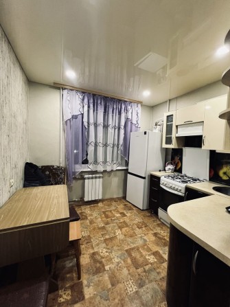 Продам 3к 5эт Левый берег - фото 1