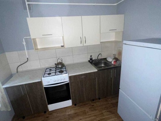 Однокомнатная квартира левый берег на втором этаже Кам'янське