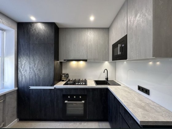 ПРОДАМ 2-комнатную квартиру.Левый берег, по вул. ХАРЬКОВСКАЯ Кам'янське