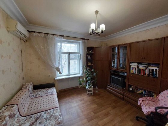 ПРОДАМ 3-кімн. квартиру з АО в центрі (вул. Медична)(Н) Кам'янське