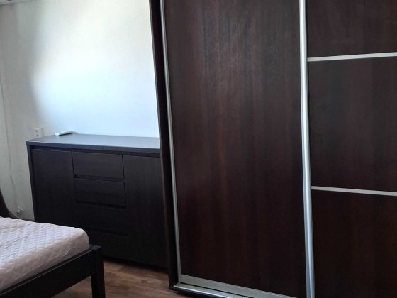 Двохкімнатна квартира в районі "України" Каменское