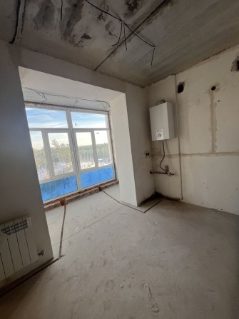 Простора 1к квартира з частковим ремонтом! Газ! Вигляд топ! - фото 1