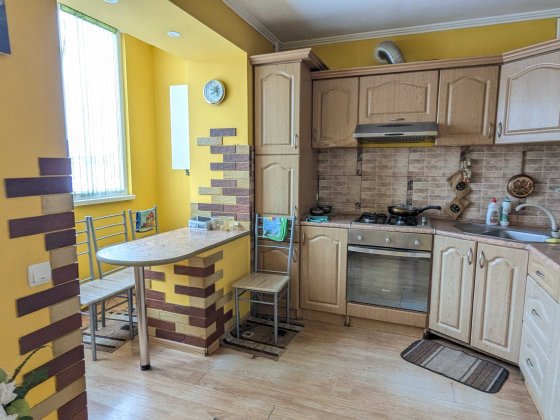 Продаж квартири з меблями Індивідуальним опаленням в центрі м.Долина Долина