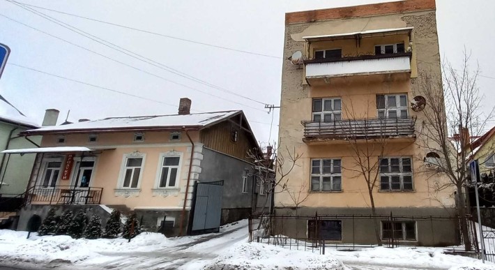 Квартира цокольний поверх - фото 1