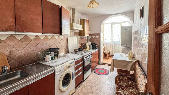 Продається  трикімнатна квартира в Дрогобичі - фото 1