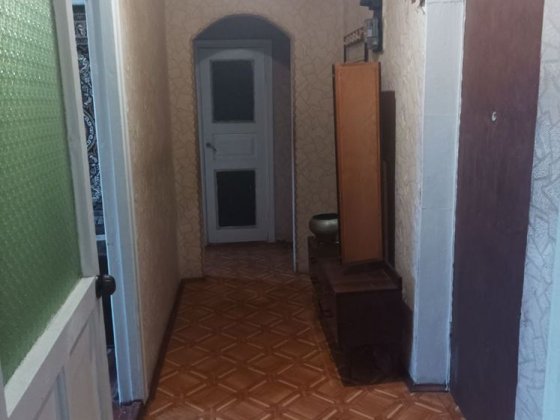 Продам 2-к квартиру центр сталінка Каменское