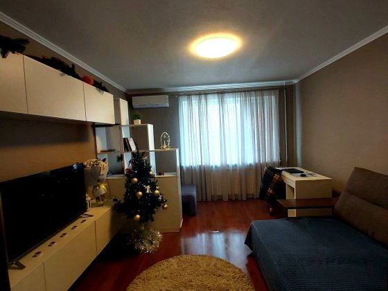 Продам 2 кімнатну  квартиру Желтые Воды