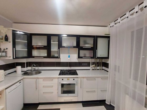 ПРОДАЖ чудової 4-кімн. квартири з ГАО, 1 мкрн (лівий берег) (Н) Каменское