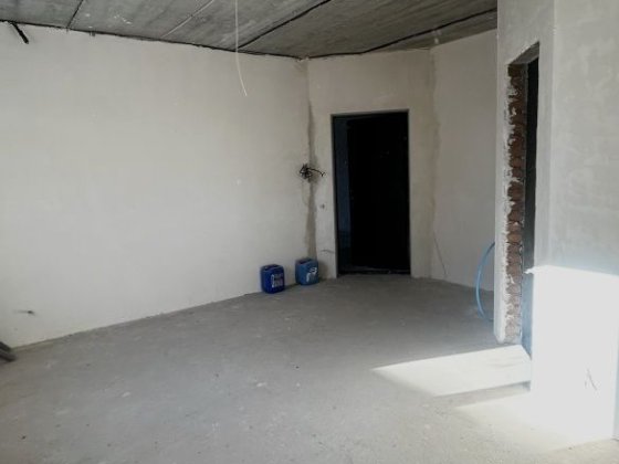 Студія із газом із наповненням на 2 поверсі за 23000 неподалік озеро Гостомель