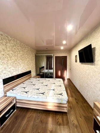 Продам 3-к квартиру в районе Дворца Спорта 40 000 ЕВРО - фото 1