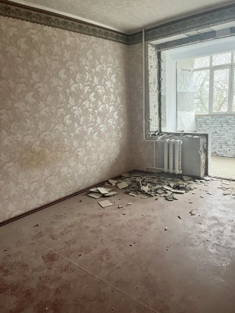 Продается квартира под ремонт - фото 1