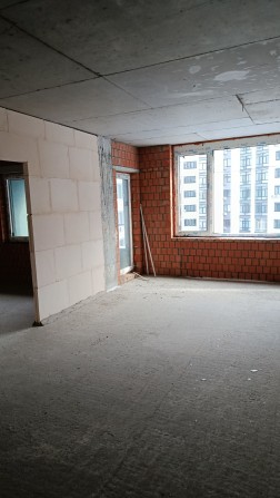 Простора 2 кімнатна квартира у Гостомелі поблизу Варшавське шосе - фото 1