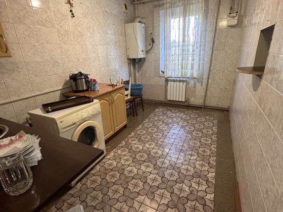 Продам 4х кімнатну квартиру Ізюм