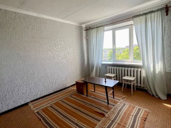 Продам двокімнатну квартиру в центрі міста. Кам'янець-Подільський