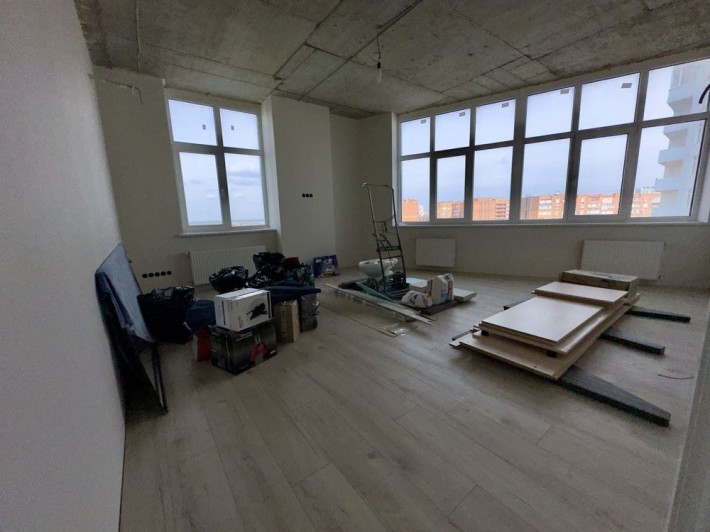 ‼️Комфортная однокомнатная с большой кухней студией‼️ - фото 1