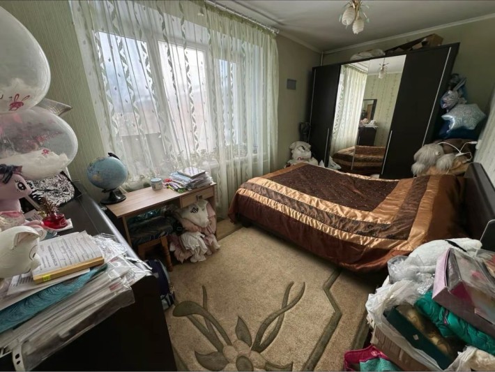 Продам трикімнатну квартиру. - фото 1