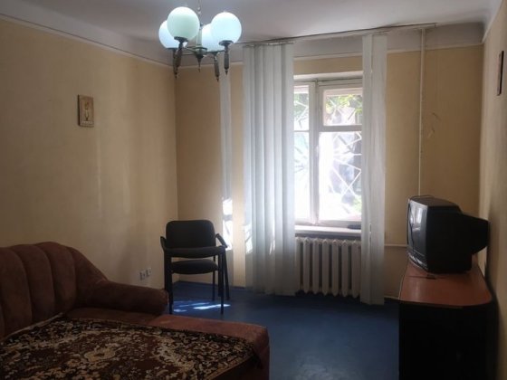 3 комн. кв. Центр, пр. Мира, 1-й этаж Чорноморськ