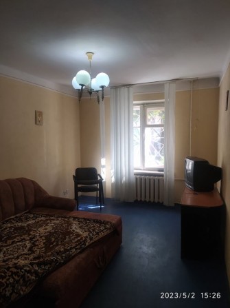 3 комн. кв. Центр, пр. Мира, 1-й этаж - фото 1