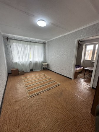 Продам 2-кімнаину квартиру в центрі - фото 1